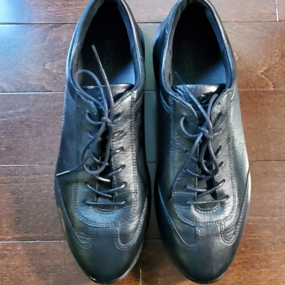 Ecco Sneakers - Picture 4 of 8